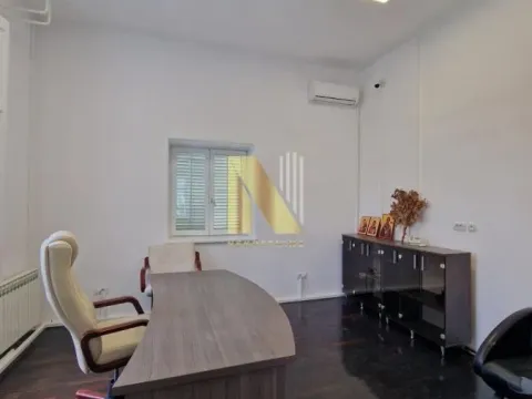 Izdavanje, poslovni prostor, 550m², Adamovićevo Naselje, Novi Sad Sve Podlokacije - image 16