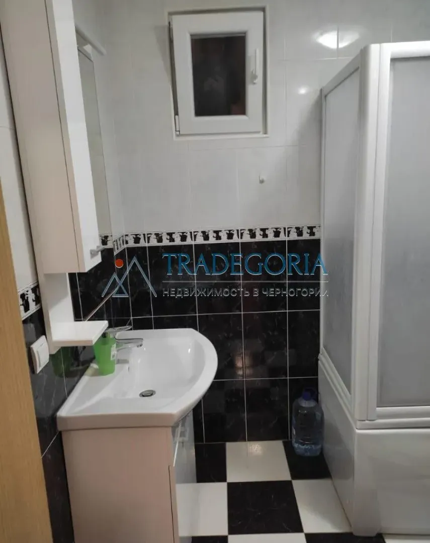 Prodaja, trosoban stan, 83m², Dobra Voda, Bar