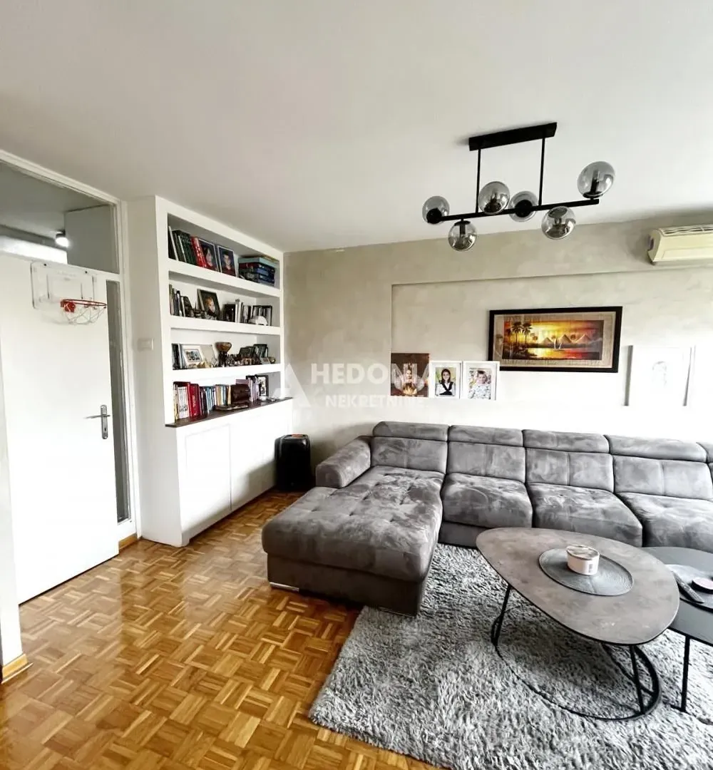 Prodaja, trosoban stan, 86m², Zvezdara Sve Podlokacije, Beograd