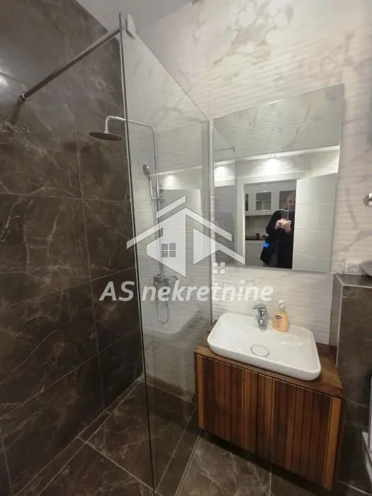 Rent, office space, 180m², Savski Venac, Beograd
