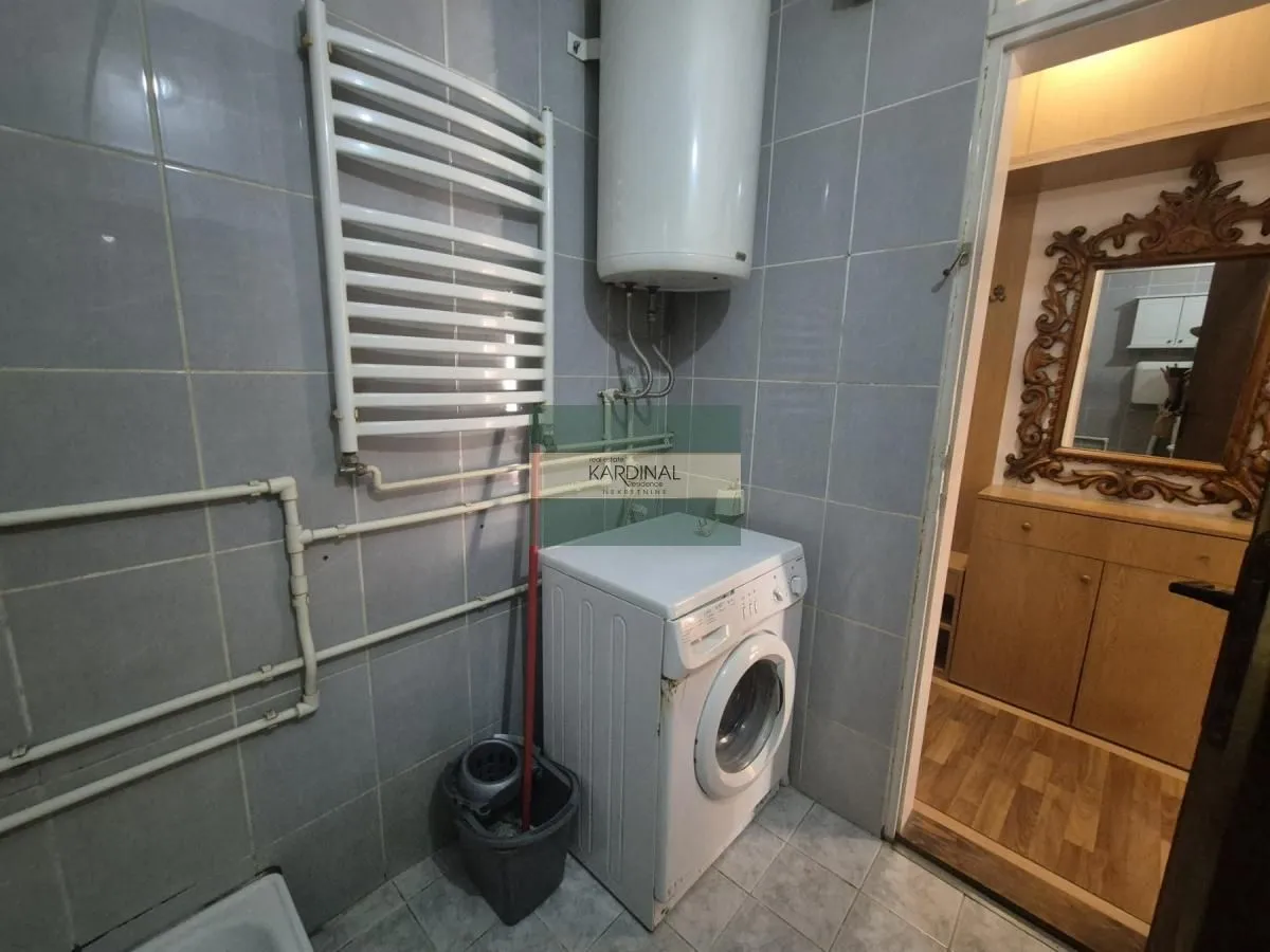 Prodaja, jednosoban stan, 41m², Pijaca, Jagodina