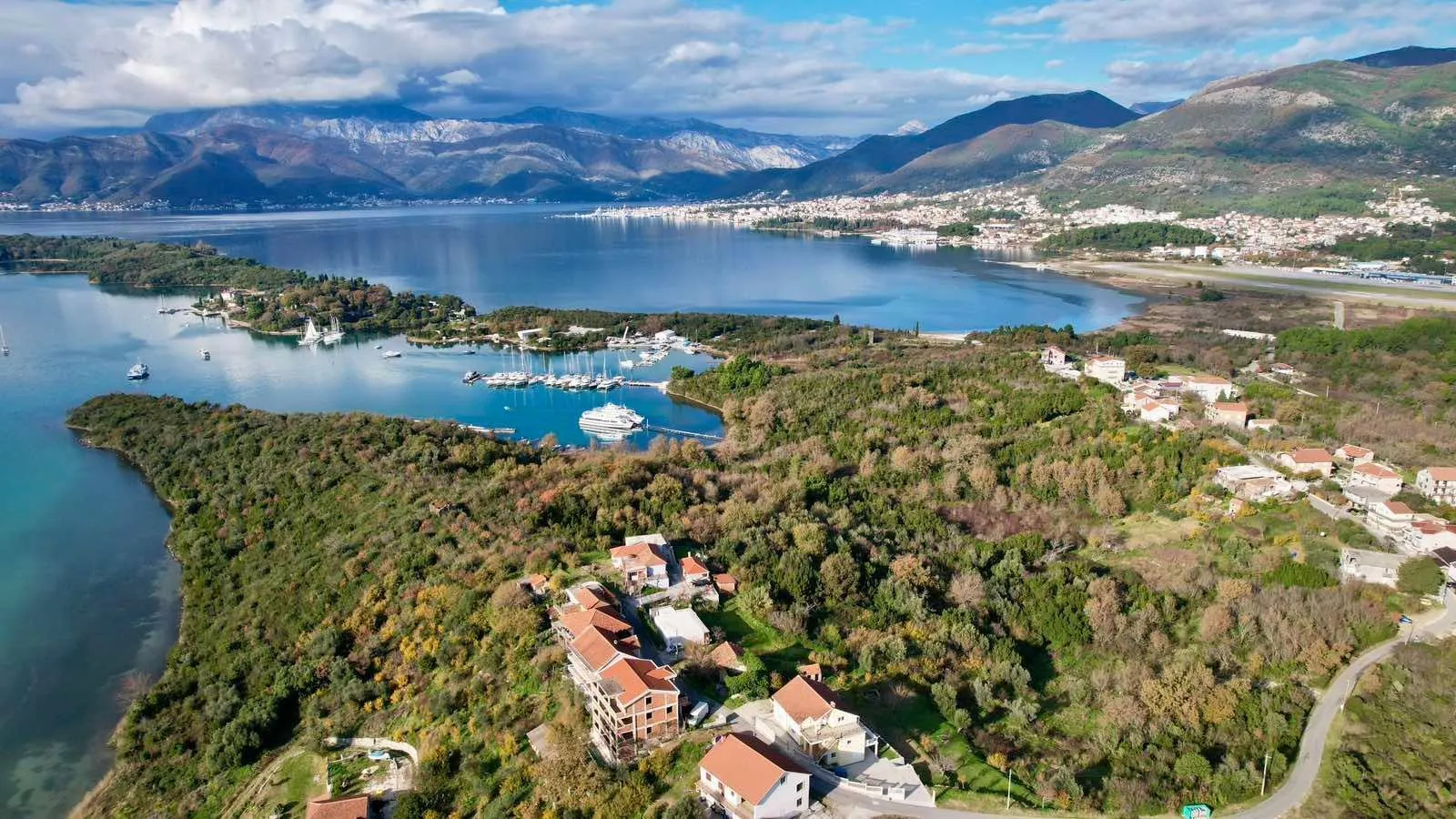 Prodaja, plac, 3789m², Tivat, Crna Gora
