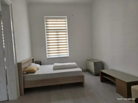 Izdavanje, dvosoban stan, 72m², Zemun Centar, Zemun Sve Podlokacije - image 14