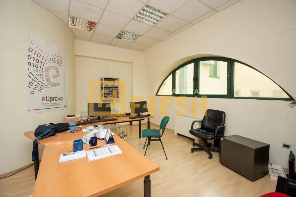 Sale, office space, 533m², Centar, Podgorica