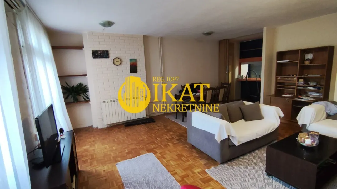 Izdavanje, trosoban stan, 77m², Banjica, Voždovac Sve Podlokacije