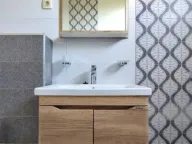 Sale, two bedroom apartment, 81m², Bečići, Budva - image 9