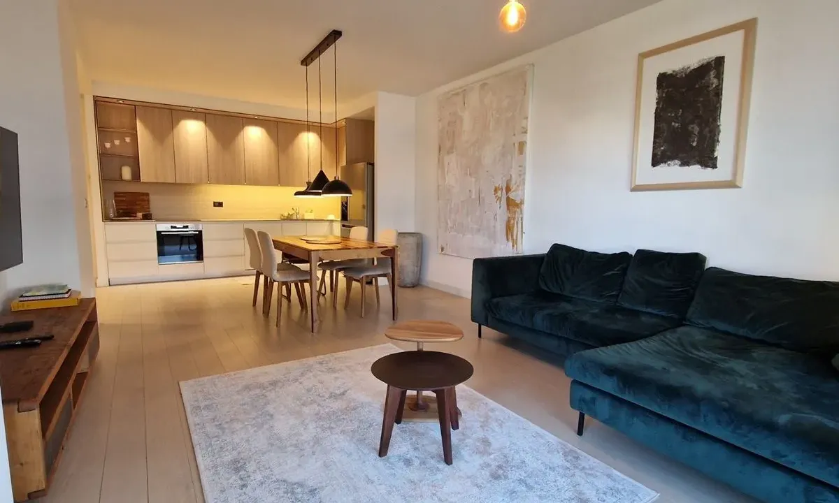 Prodaja, četvorosoban stan, 122m², Beograd Na Vodi, Beograd