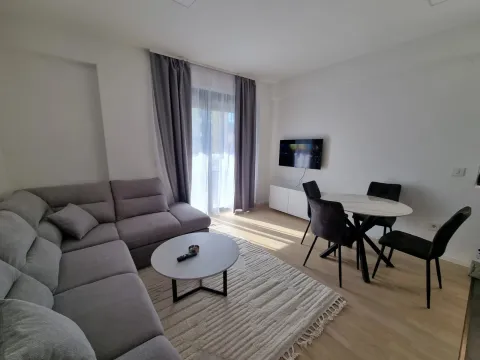 Izdavanje, jednosoban stan, 40m², Budva, Crna Gora - image 4