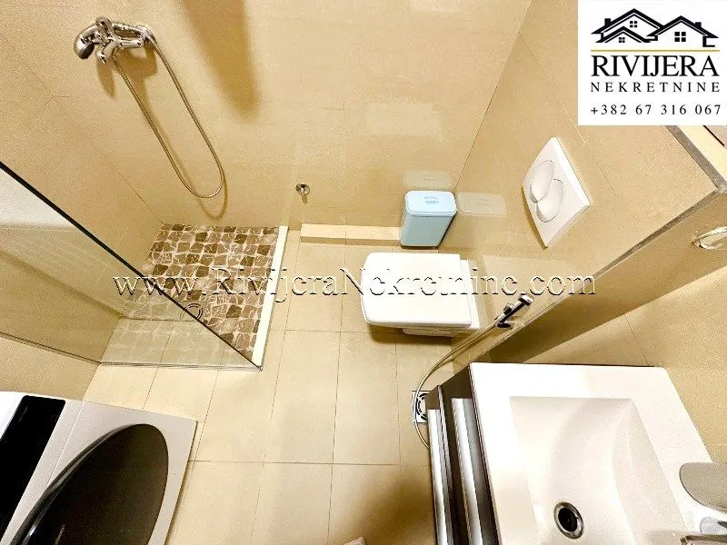 Prodaja, jednosoban stan, 53m², Dobrota, Kotor