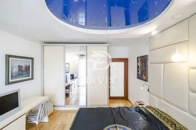 Izdavanje, četvorosoban stan, 139m², Novi Beograd Blok 19, Novi Beograd Sve Podlokacije