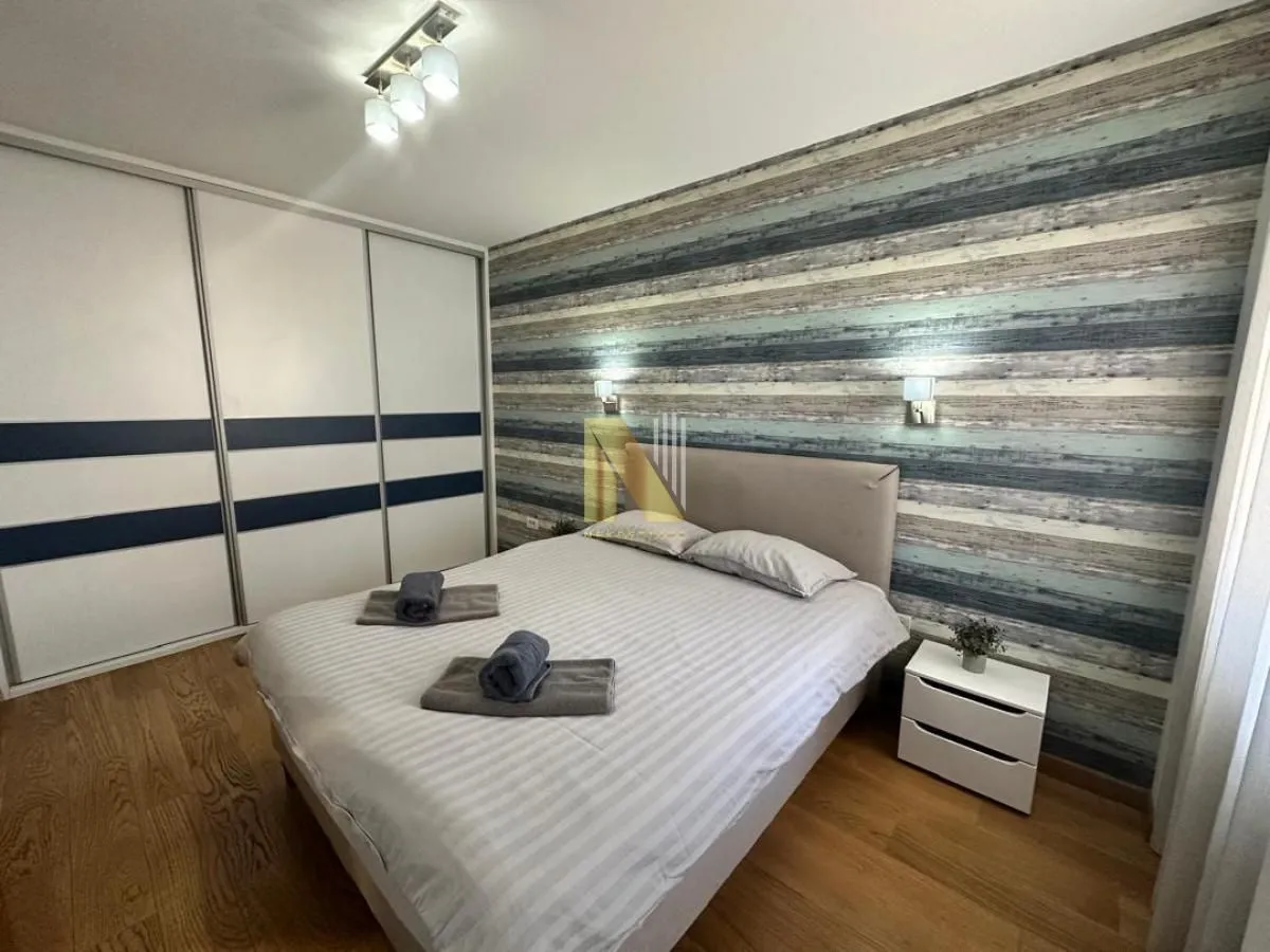 Prodaja, jednosoban stan, 48m², Centar, Novi Sad
