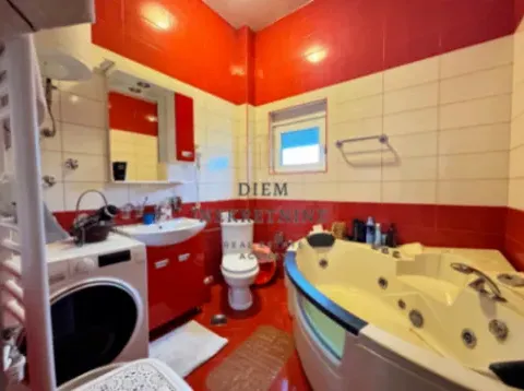 Prodaja, kuća, 175m², Podgorica, Crna Gora - image 9