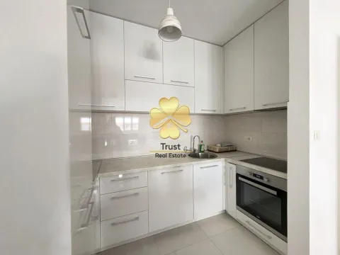 Rent, two bedroom apartment, 70m², Central Point, Podgorica - image 5