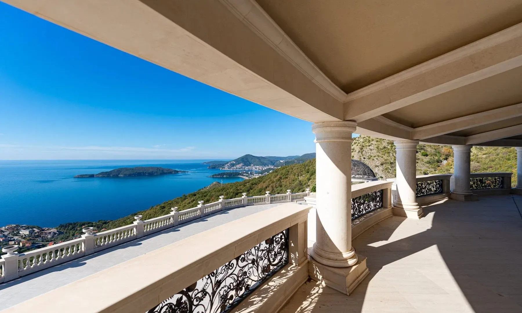 Sale, house, 1777m², Kuljače, Budva