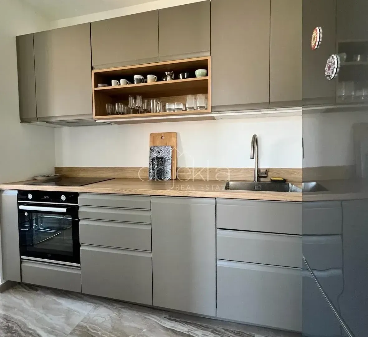 Rent, apartment, 123m², Tivat, Crna Gora