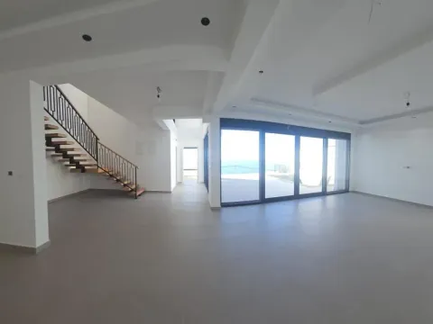 Sale, house, 250m², Utjeha, Ulcinj - image 7