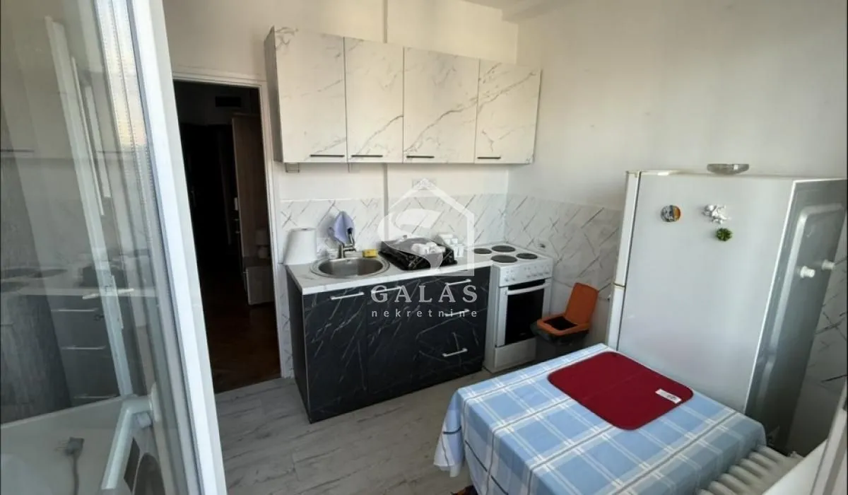 Izdavanje, dvosoban stan, 59m², Karaburma, Palilula Sve Podlokacije