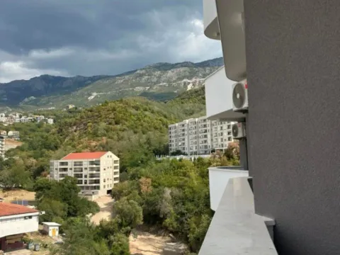 Sale, one bedroom apartment, 54m², Bečići, Budva - image 5