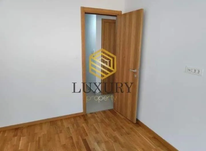Izdavanje, dvosoban stan, 69m², Zabjelo, Podgorica