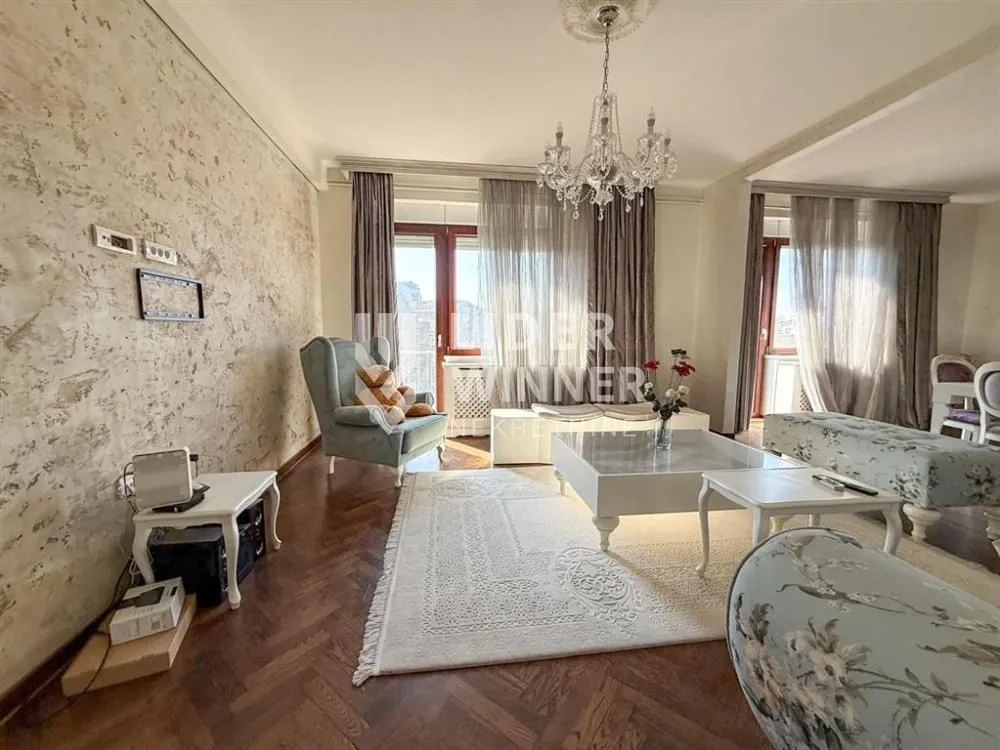 Prodaja, trosoban stan, 82m², Vukov Spomenik, Zvezdara Sve Podlokacije