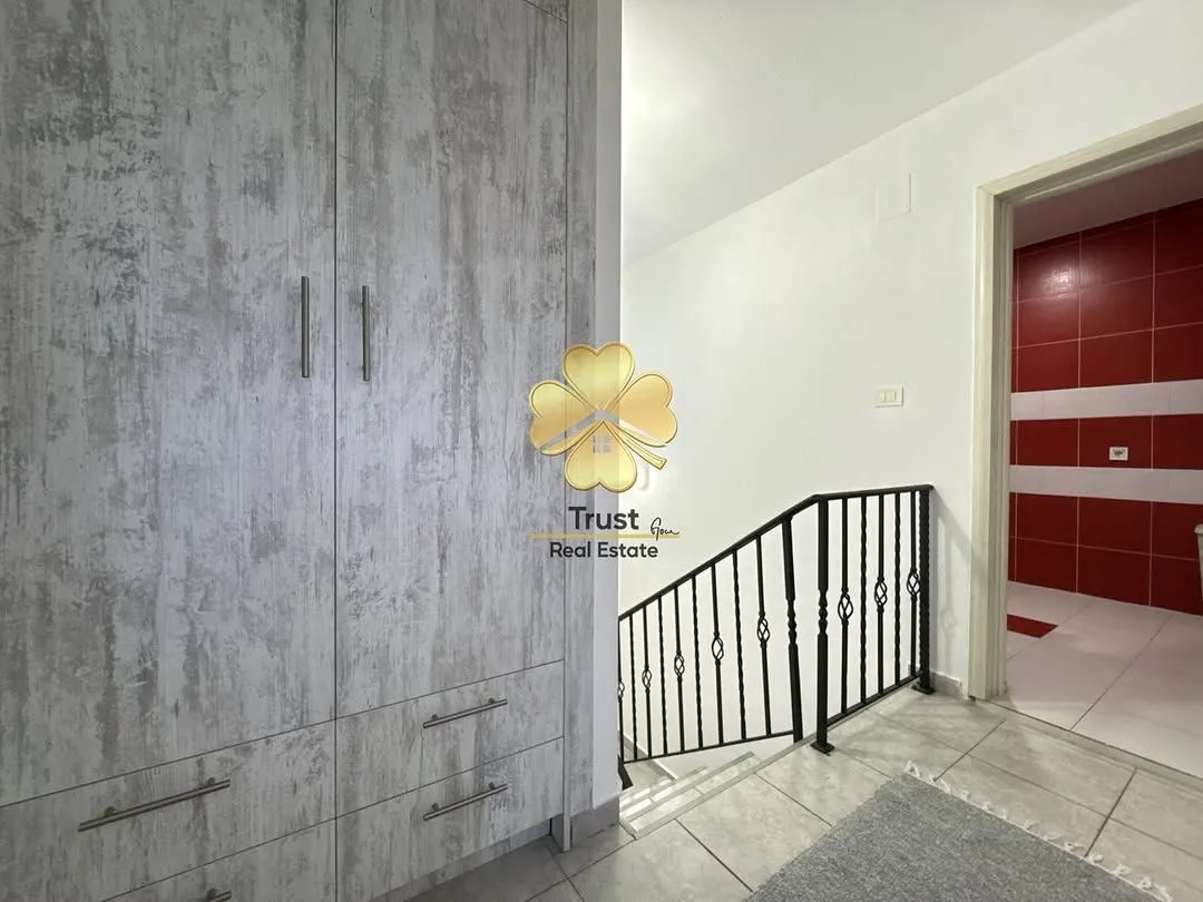 Izdavanje, kuća, 150m², Masline, Podgorica