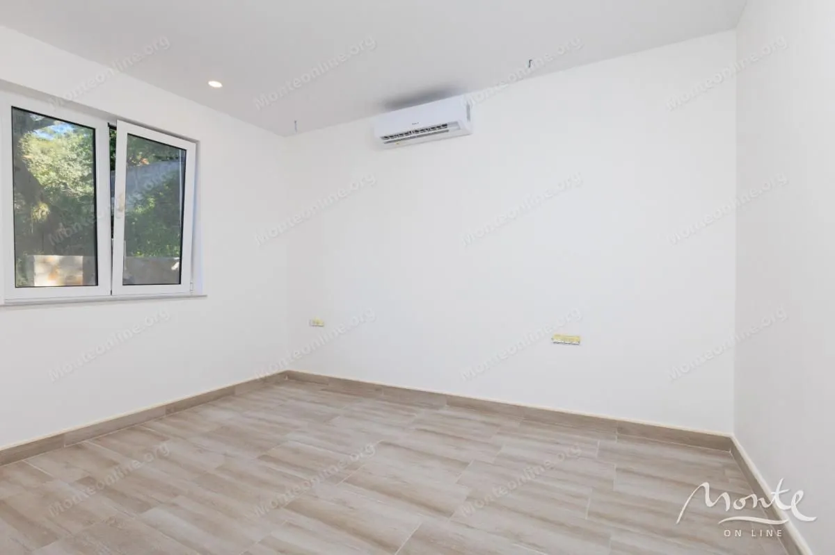 Sale, house, 134m², Bar, Crna Gora
