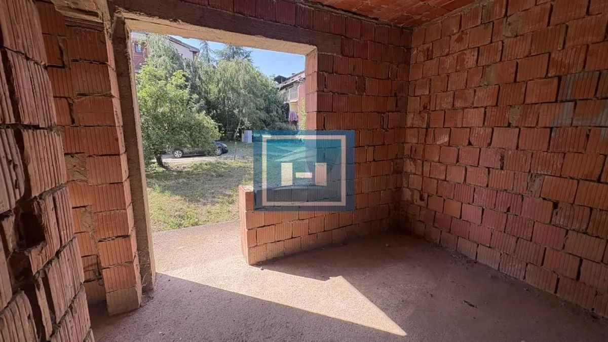 Prodaja, kuća, 300m², Budžino brdo, Jagodina