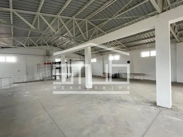 Rent, office space, 600m², Vrčin, Grocka