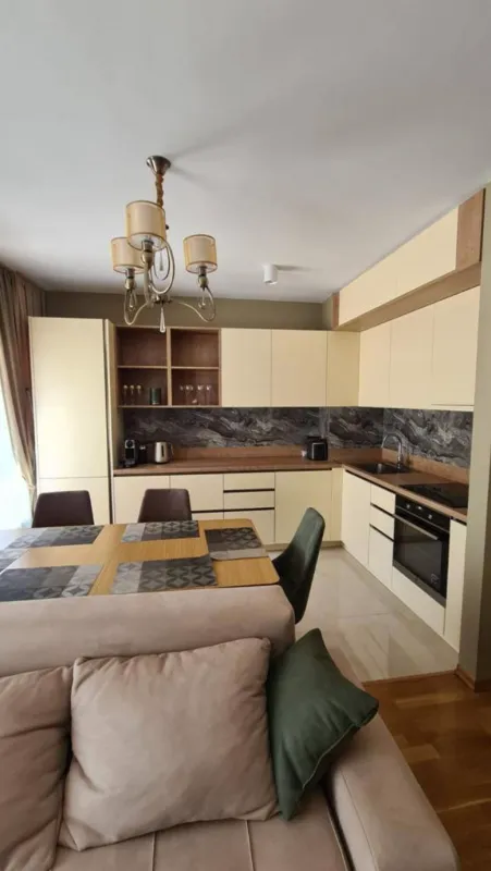 Prodaja, dvosoban stan, 73m², Bečići, Budva