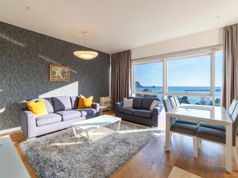 Sale, two bedroom apartment, 85m², Centar, Budva - image 2