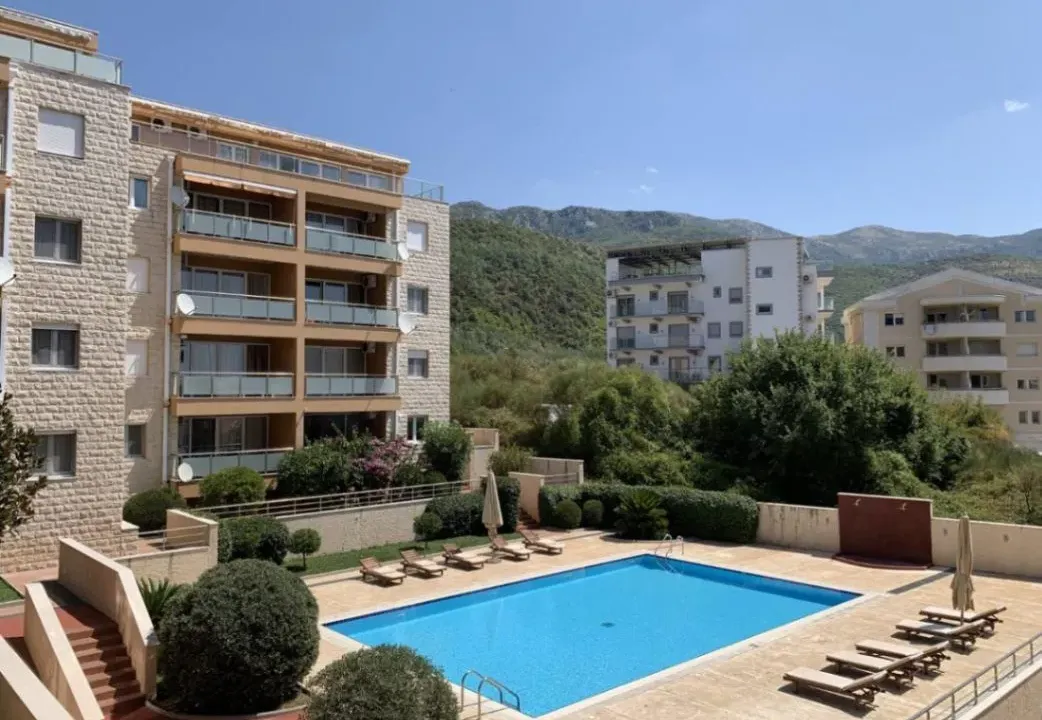 Prodaja, trosoban stan, 114m², Bečići, Budva