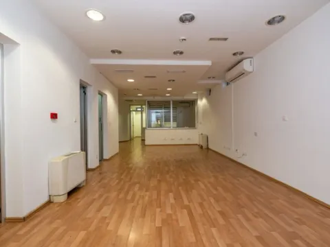 Rent, office space, 147m², Momišići, Podgorica - image 4