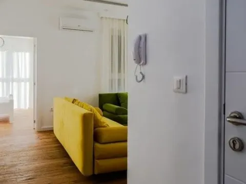 Prodaja, ugostiteljski objekat, 540m², Budva, Crna Gora - image 9