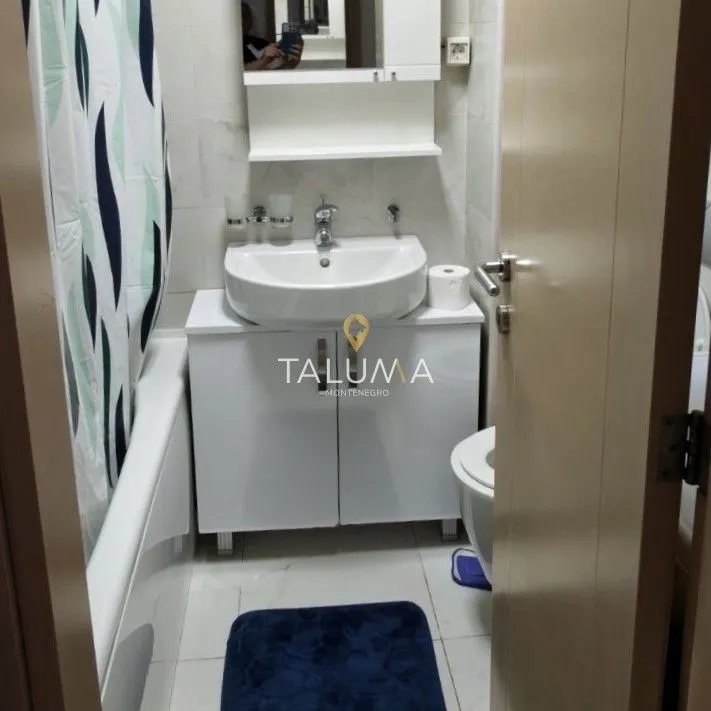 Izdavanje, jednosoban stan, 45m², Preko Morače, Podgorica