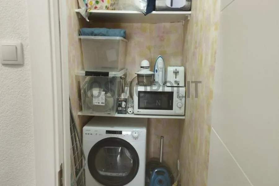Izdavanje, trosoban stan, 70m², Novi Beograd Sve Podlokacije, Beograd