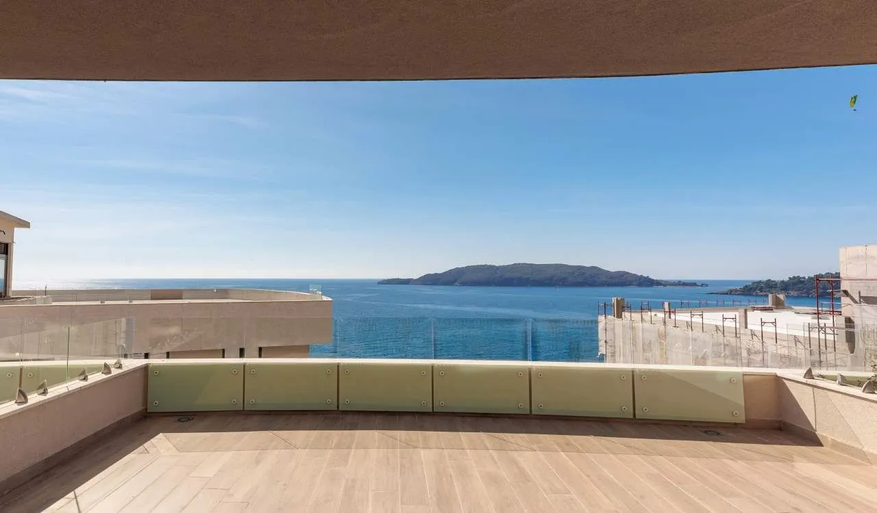 Sale, one bedroom apartment, 77m², Bečići, Budva