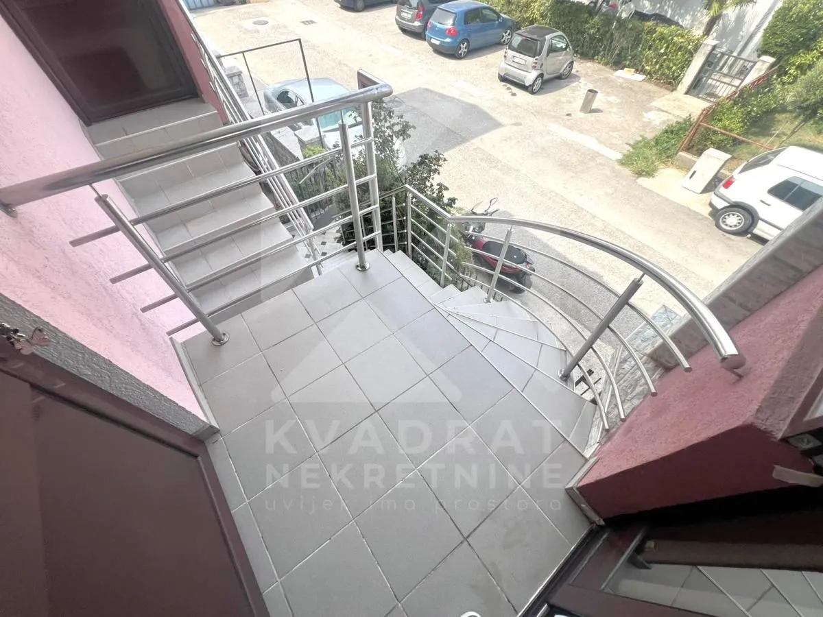 Rent, two bedroom apartment, 93m², Stari Aerodrom, Podgorica