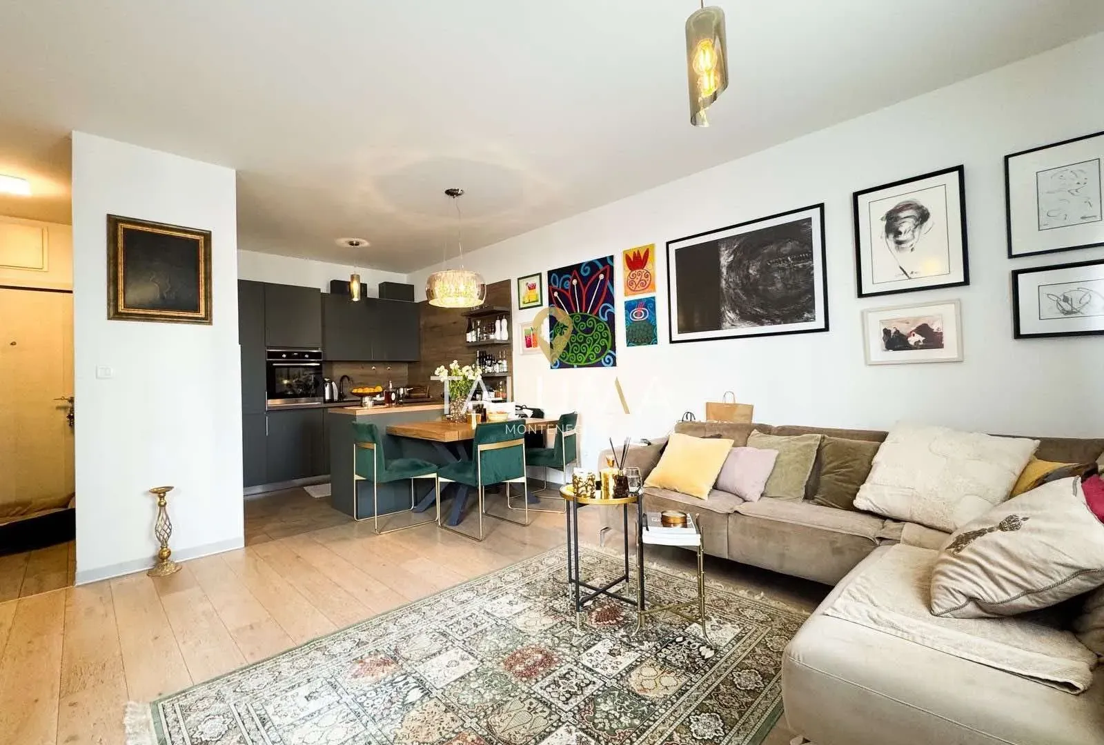 Prodaja, dvosoban stan, 63m², Blok 9, Podgorica