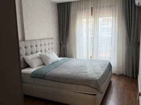 Izdavanje, jednosoban stan, 52m², Master Kvart, Podgorica - image 5