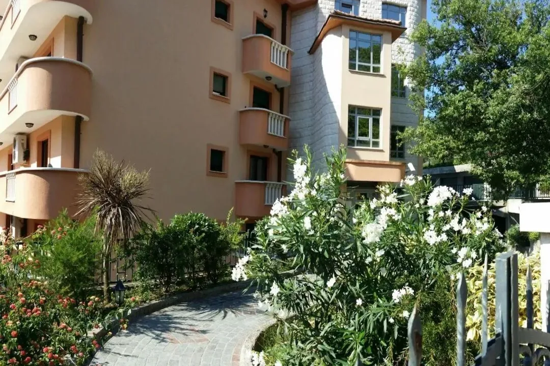 Prodaja, jednosoban stan, 54m², Petrovac, Budva