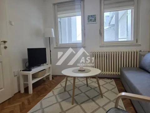 Izdavanje, jednosoban stan, 27m², Bulevar Oslobodjenja, Novi Sad Sve Podlokacije - image 2