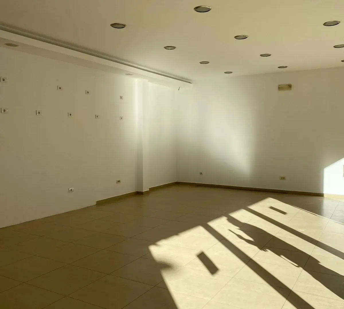 Rent, office space, 145m², City Kvart, Podgorica