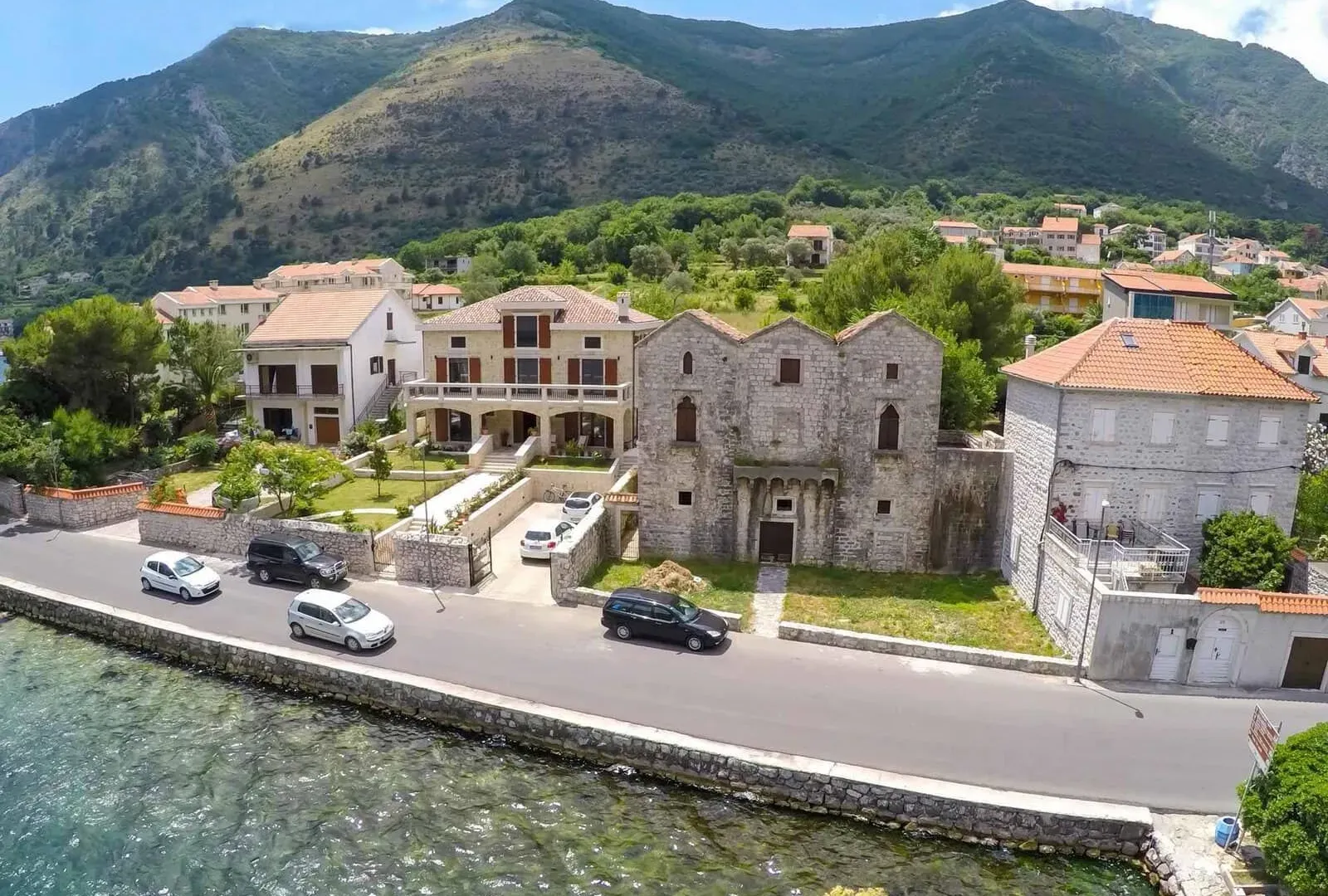 Sale, house, 497m², Prčanj, Kotor