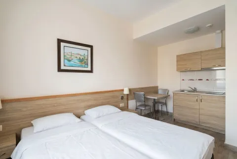 Stan-na-dan, jednosoban stan, 27m², Bečići, Budva - image 5