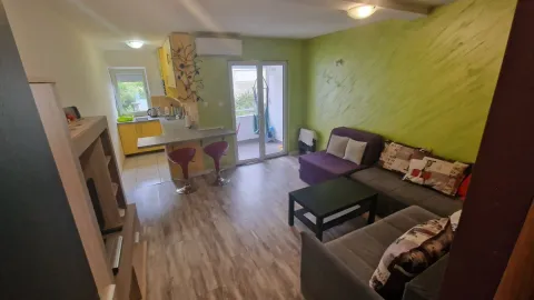 Rent, studio apartment, 35m², Budva, Crna Gora - image 23