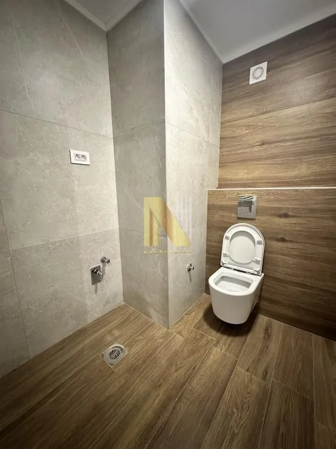 Prodaja, četvorosoban stan, 144m², Liman 4, Novi Sad Sve Podlokacije