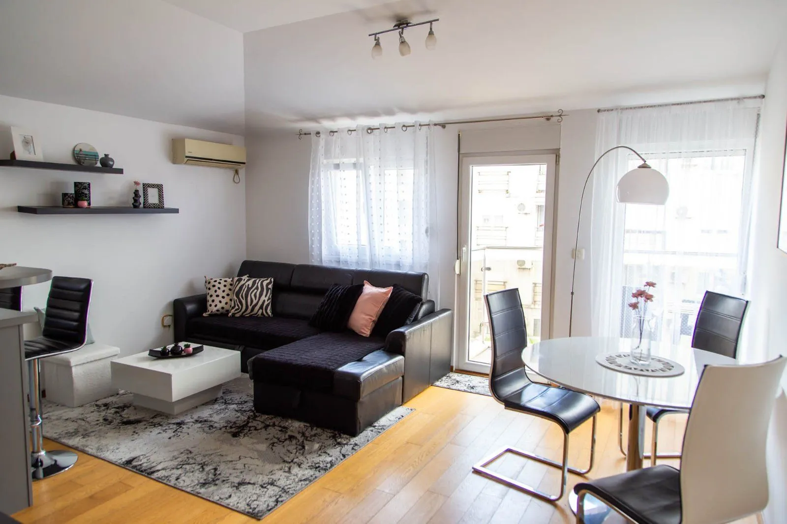 Rent, one bedroom apartment, 59m², Central Point, Podgorica