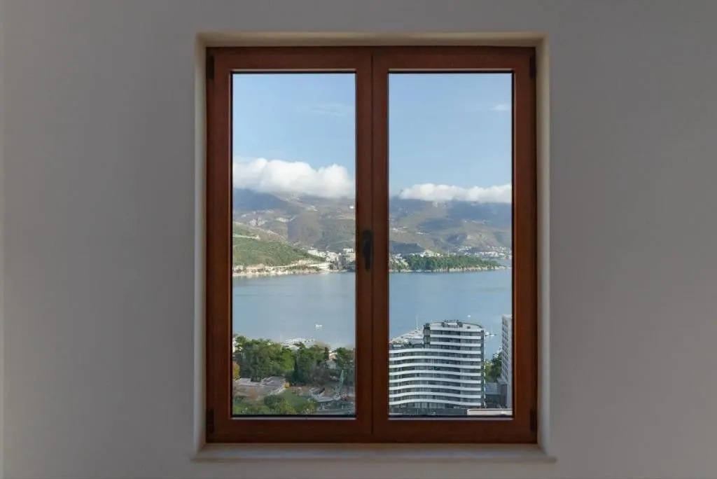 Prodaja, dvosoban stan, 73m², Budva, Crna Gora