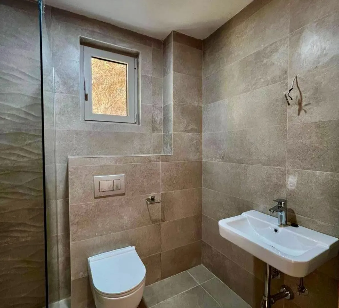 Prodaja, dvosoban stan, 62m², Bečići, Budva