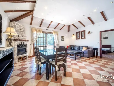 Sale, two bedroom apartment, 92m², Kostanjica, Kotor - image 3